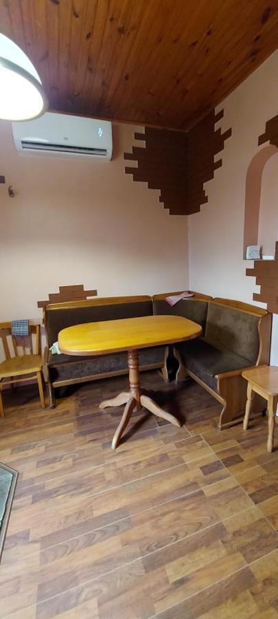 Holiday Home At Fedkovycha St. كييف المظهر الخارجي الصورة